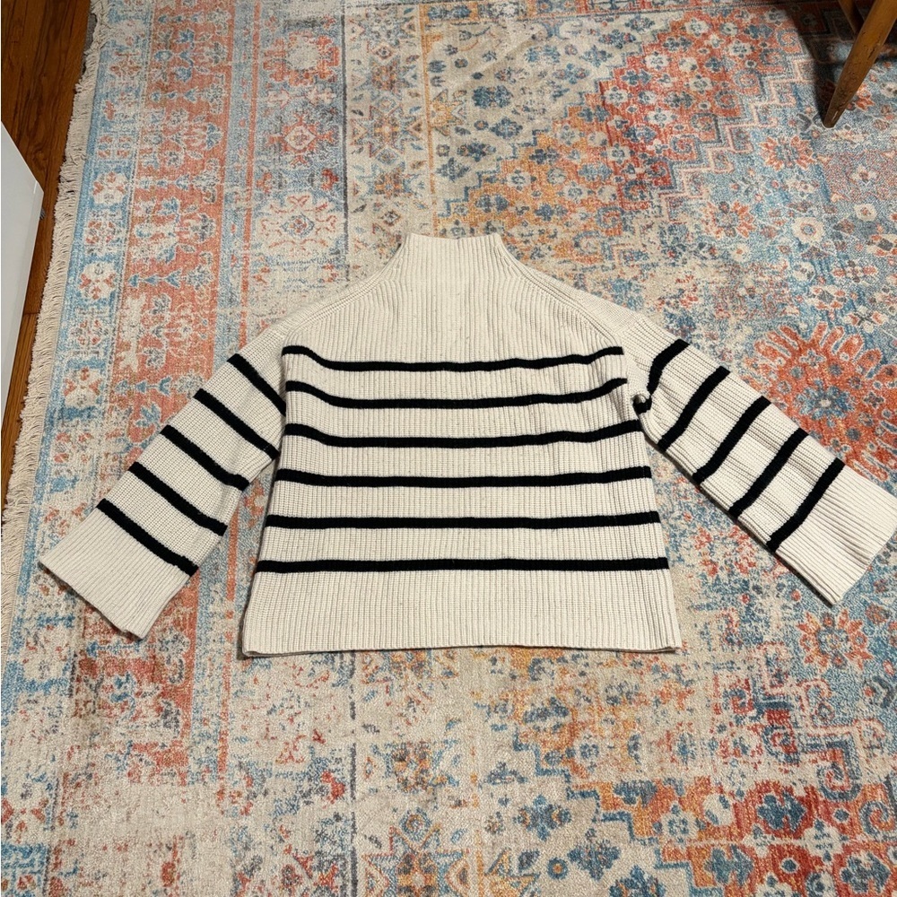 Tahari chunky knit wool-cashmere striped sweater - Picture 6 of 7